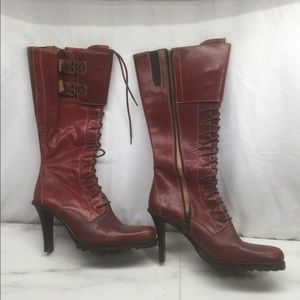 Lady’s Donald J. Pliner Boots